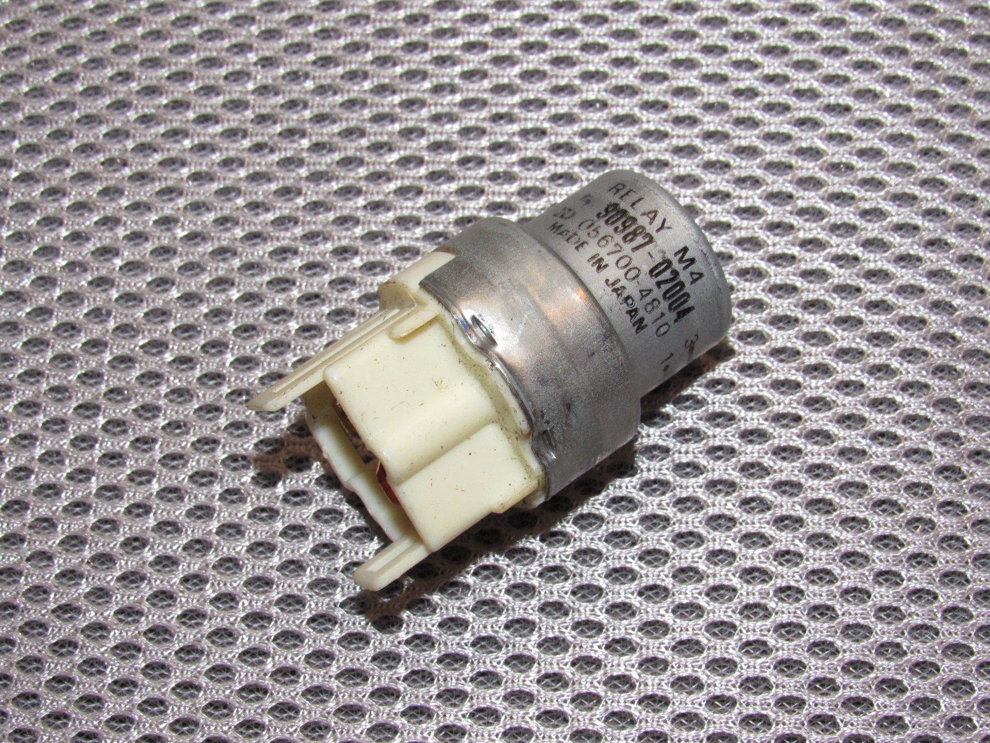 82 83 84 85 Toyota Supra OEM Relay 90987-02004
