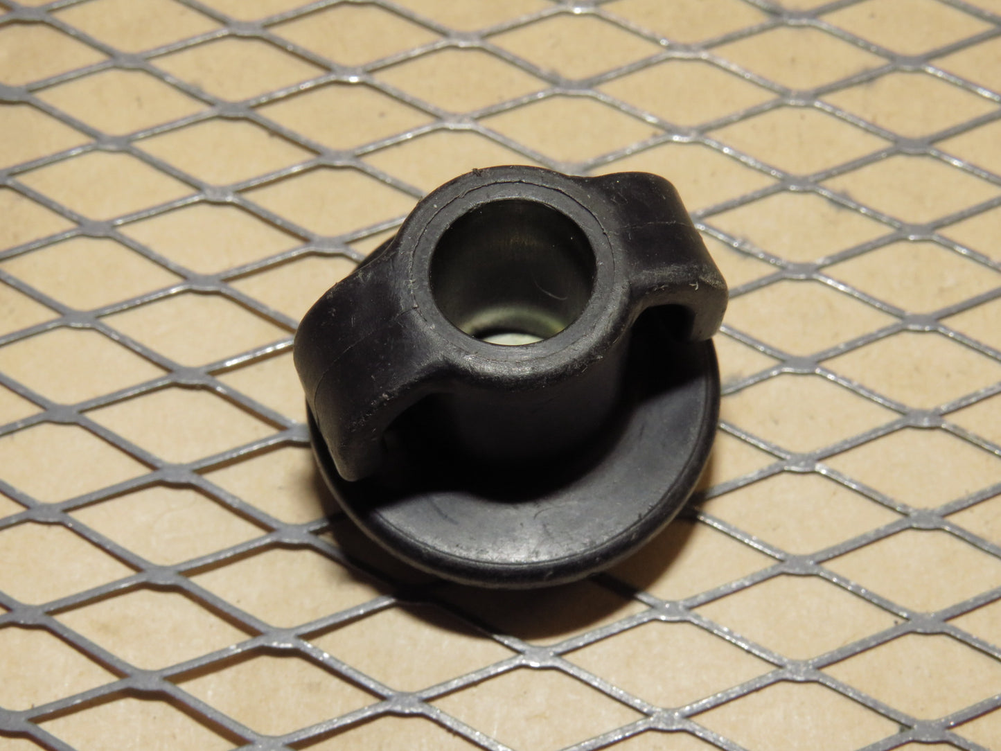 97 98 99 00 01 02 03 04 Chevrolet Corvette OEM Trunk Cargo Net Lock Retainer Mount