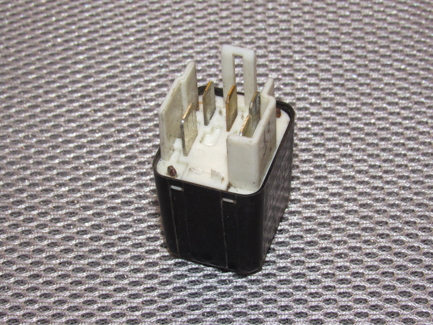 82 83 84 85 Toyota Supra OEM Blower Relay 85913-30020