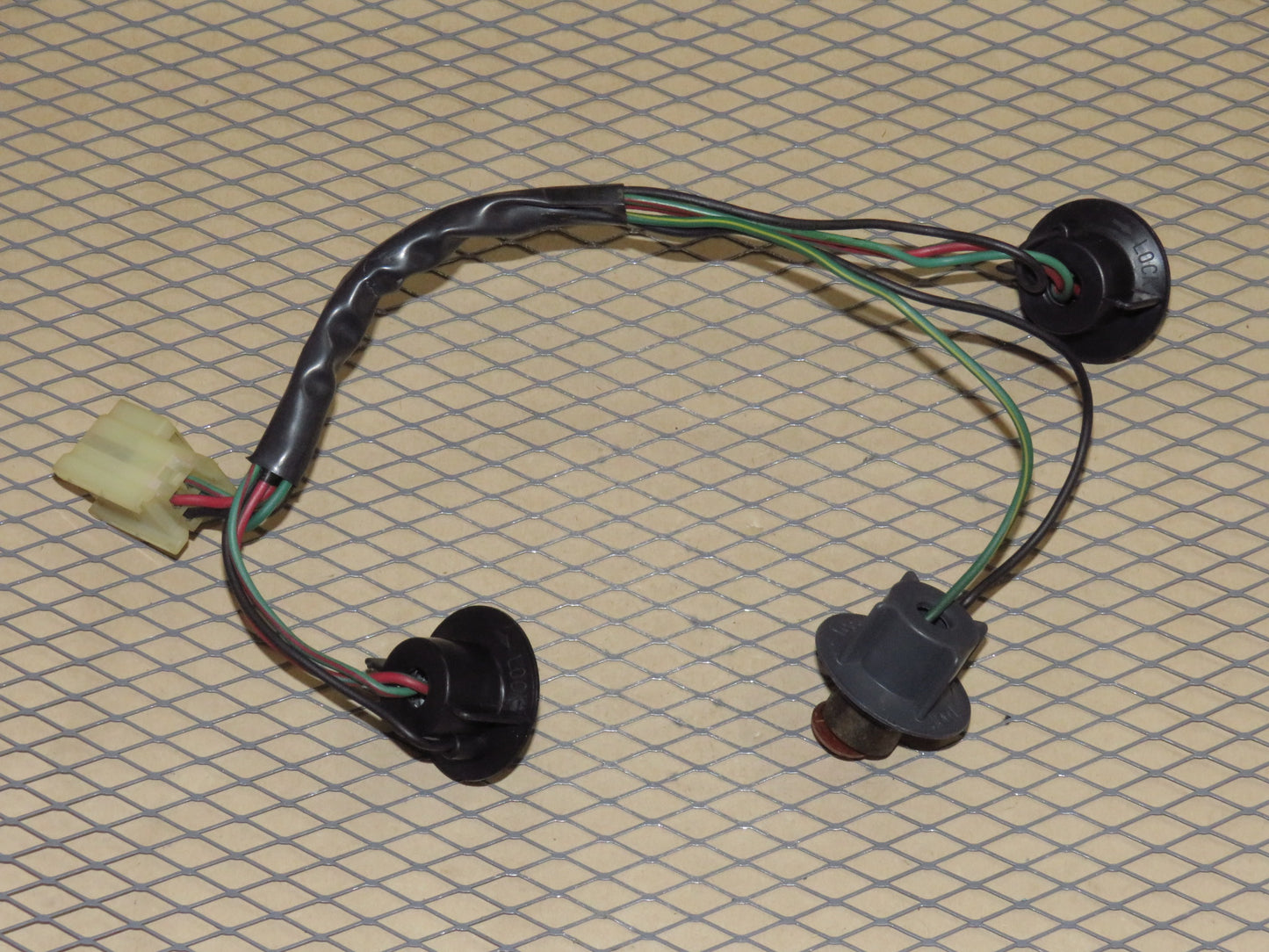 90 91 92 93 94 95 96 Nissan 300zx OEM Tail Light Lamp Bulb Socket