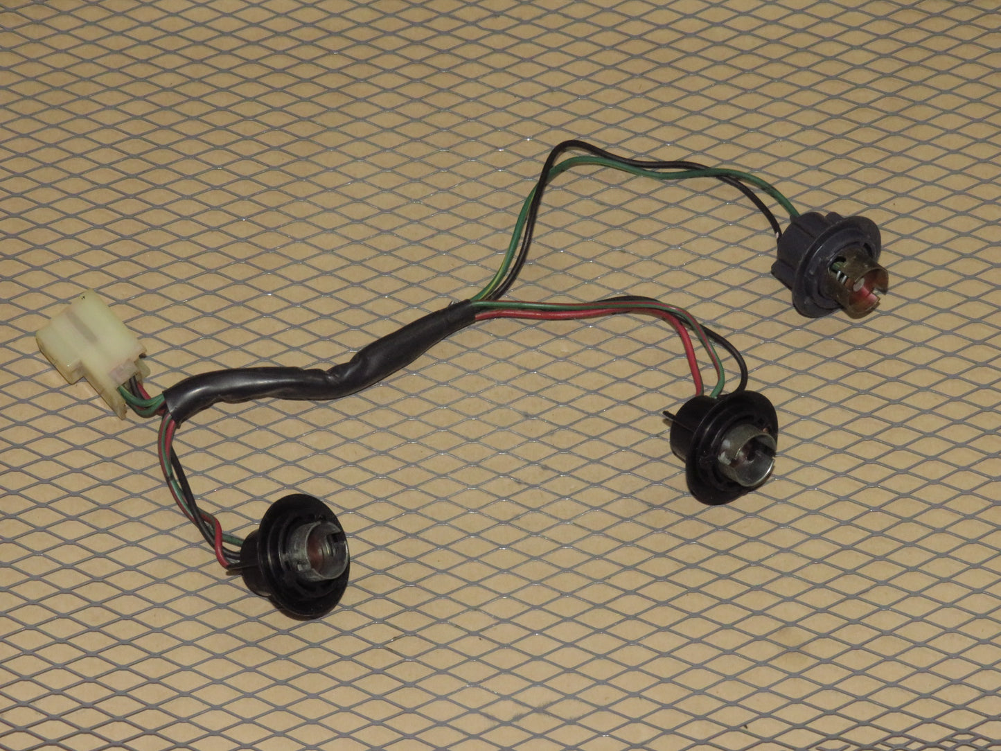 90 91 92 93 94 95 96 Nissan 300zx OEM Tail Light Lamp Bulb Socket