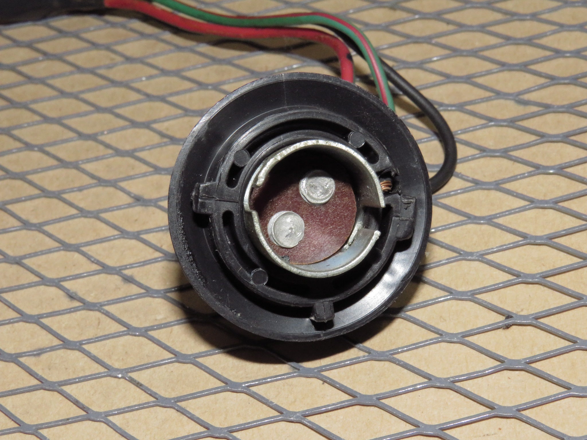 90 91 92 93 94 95 96 Nissan 300zx OEM Tail Light Lamp Bulb Socket