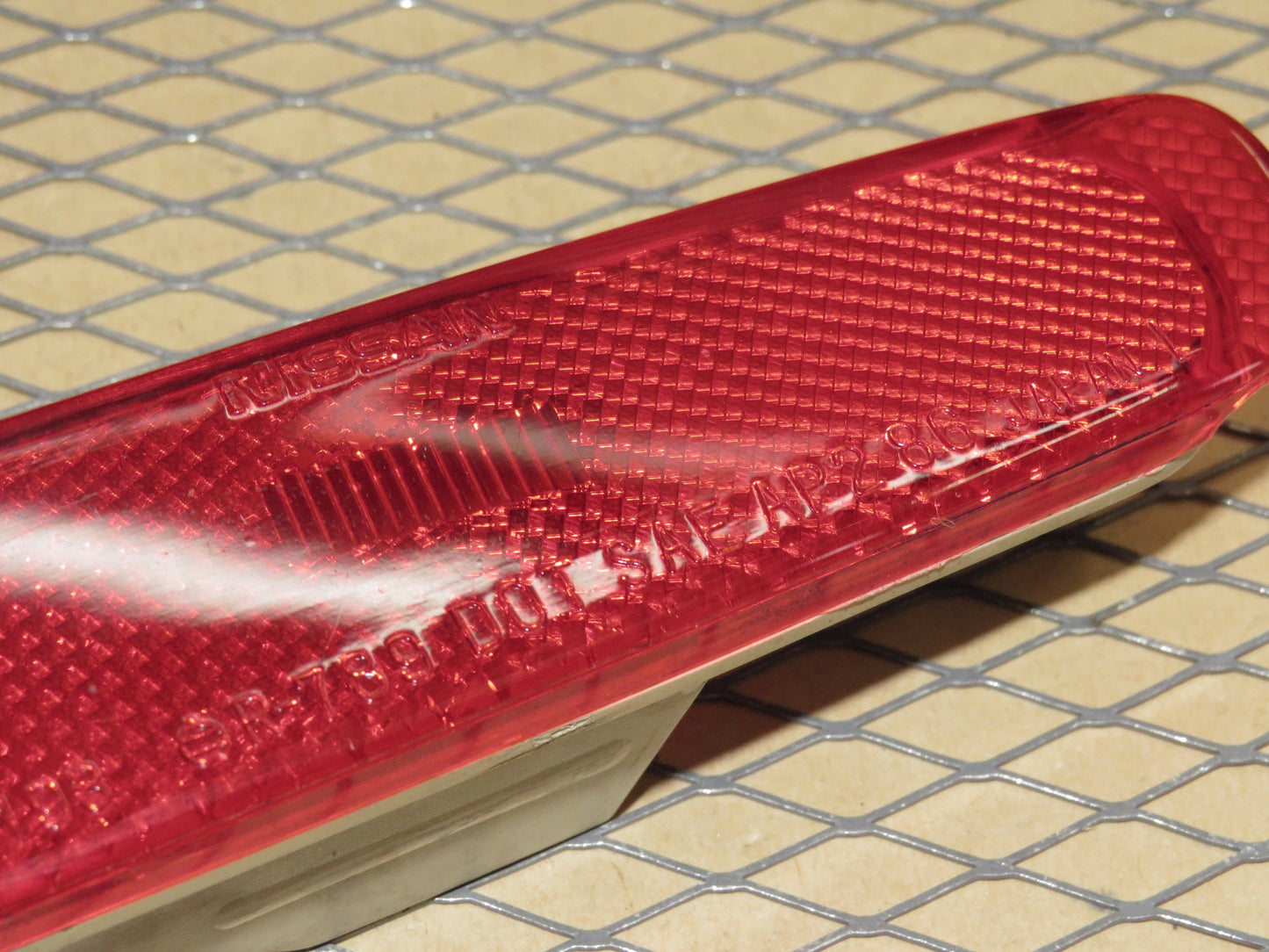 90 91 92 93 94 95 96 Nissan 300zx OEM Rear Side Marker Light Lamp - Left