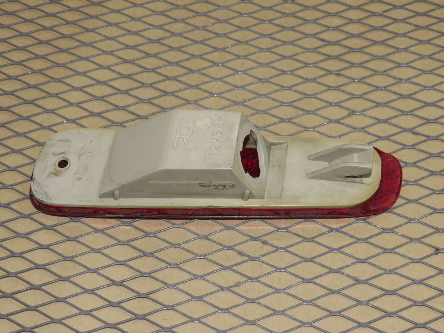 90 91 92 93 94 95 96 Nissan 300zx OEM Rear Side Marker Light Lamp - Right