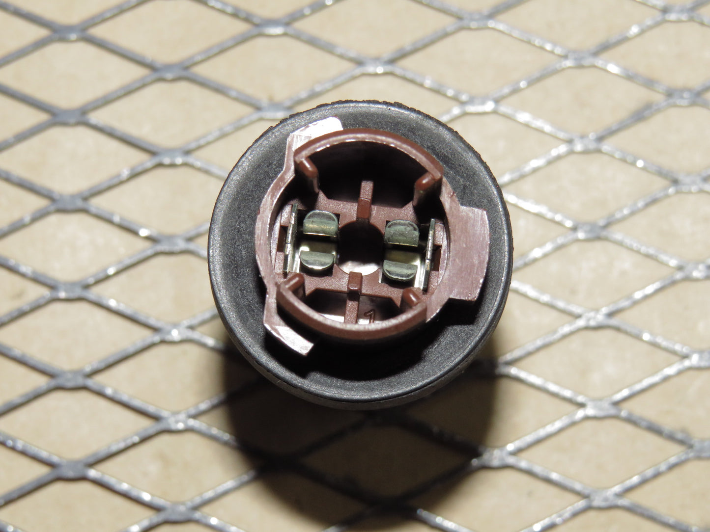 90 91 92 93 94 95 96 Nissan 300zx OEM Rear Side Marker Light Lamp Bulb Socket