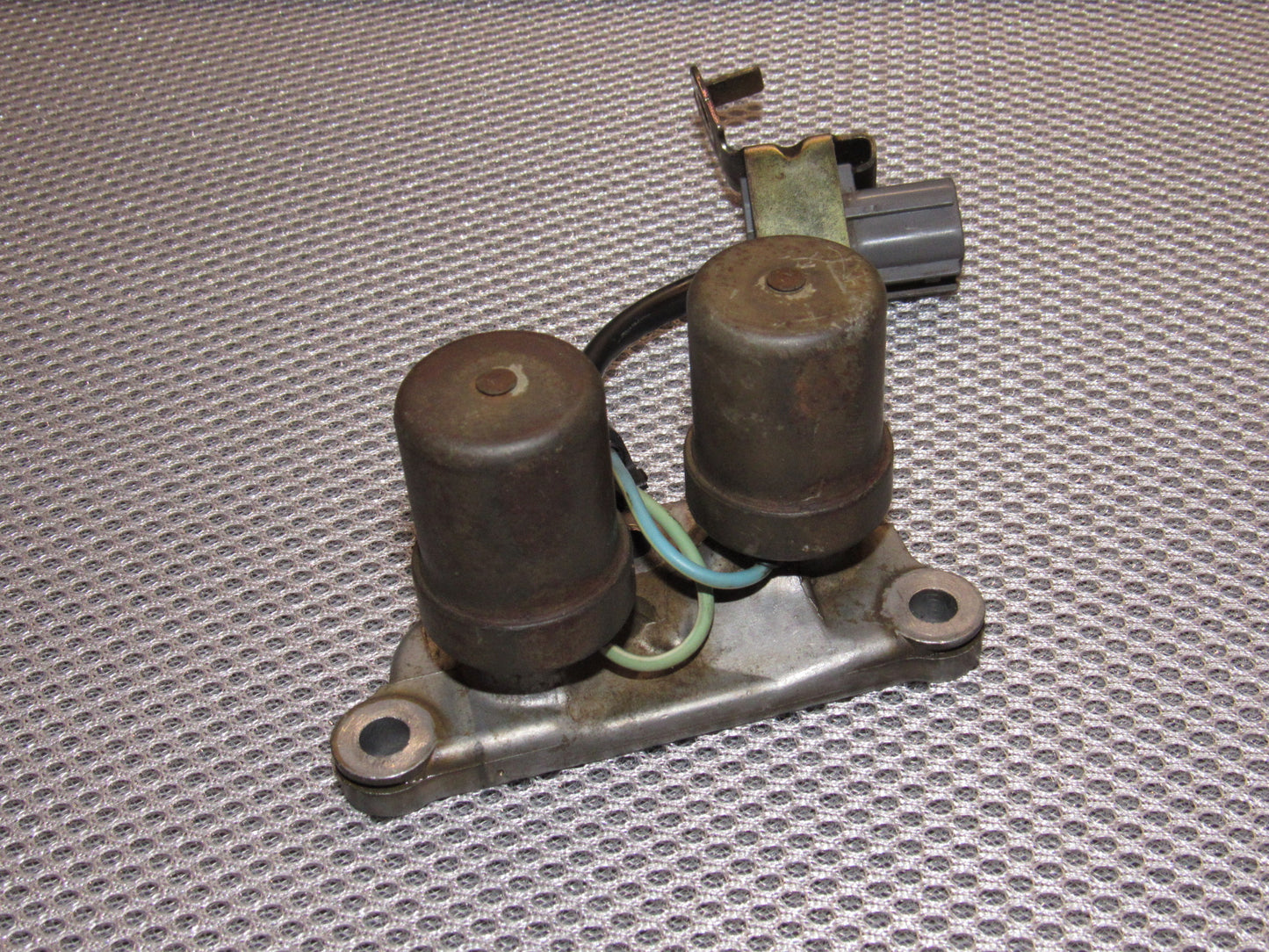 00 01 Acura Integra OEM A/T Shift Control Solenoid Valve Assembly