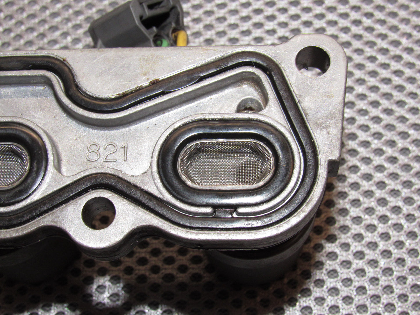 00 01 Acura Integra OEM A/T Lock Up Control Solenoid Valve Assembly