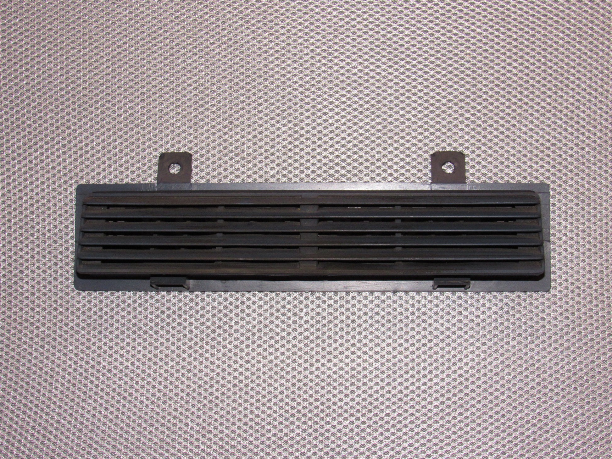 84 85 86 87 88 89 Nissan 300zx OEM Center Dash Defroster Air Vent