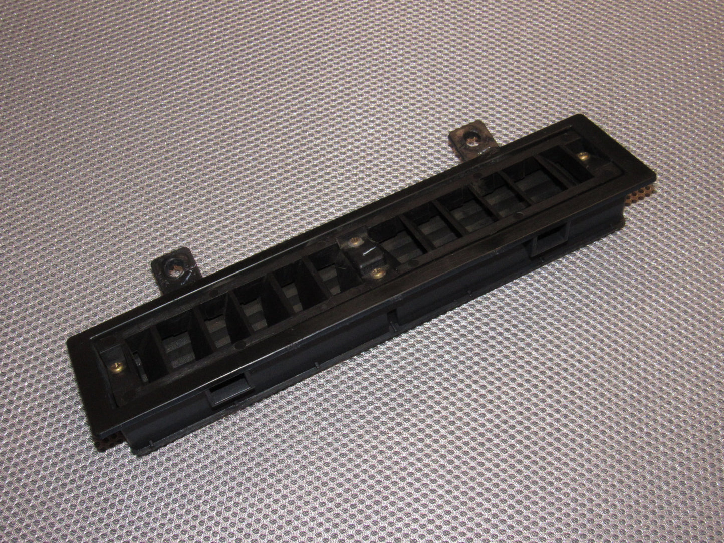 84 85 86 87 88 89 Nissan 300zx OEM Center Dash Defroster Air Vent