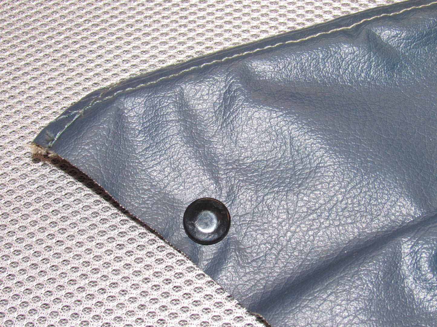 84 85 86 87 88 89 Nissan 300zx OEM Parking Handle Boot Cover