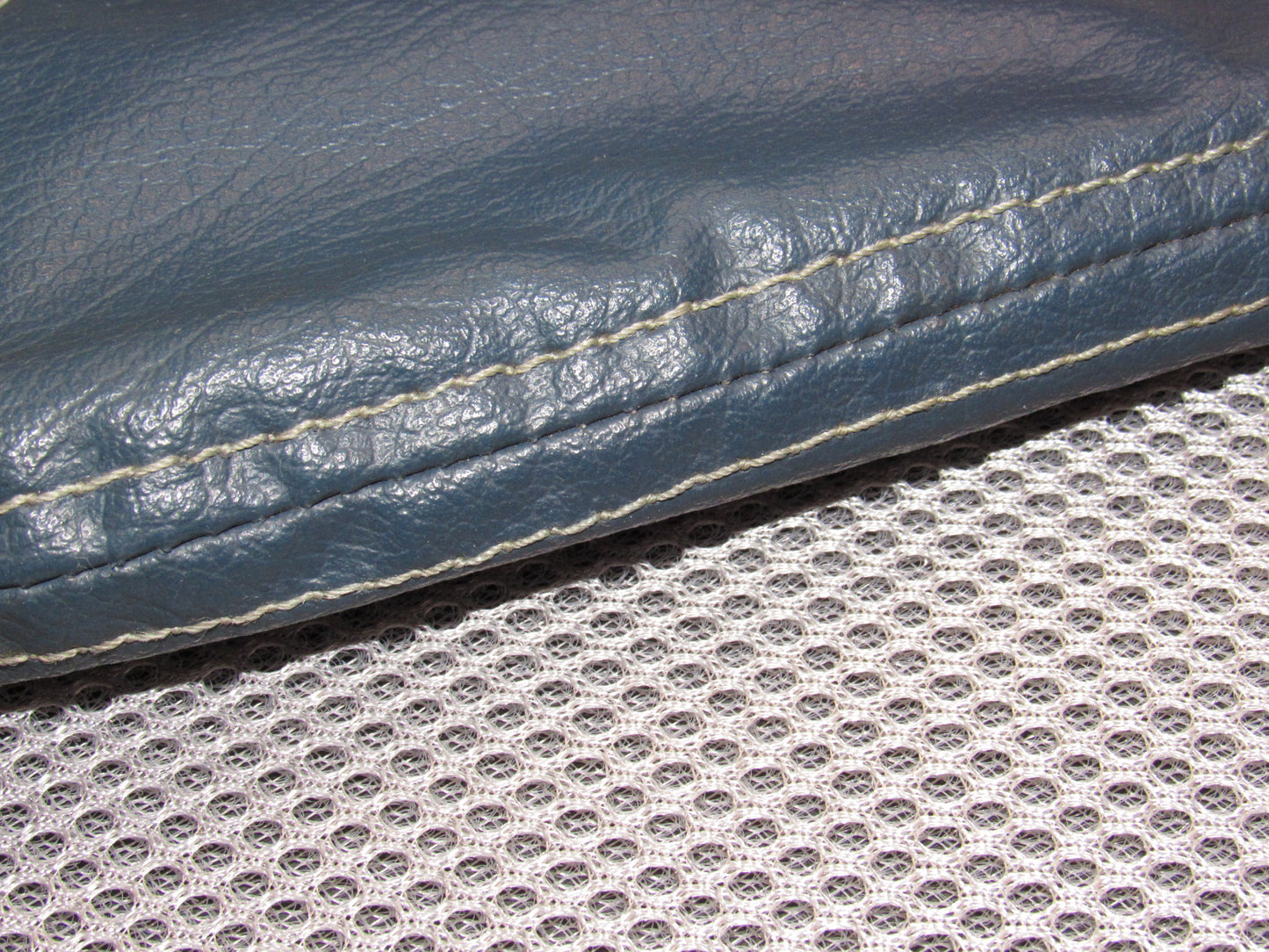 84 85 86 87 88 89 Nissan 300zx OEM Parking Handle Boot Cover