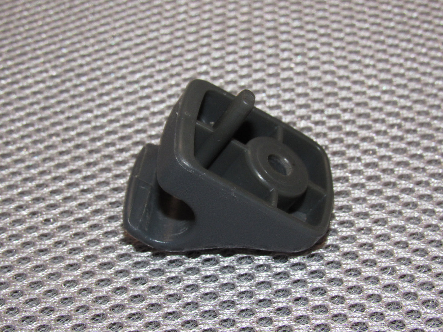 84 85 86 87 88 89 Nissan 300zx OEM Sun Visor Holder Lock Clip