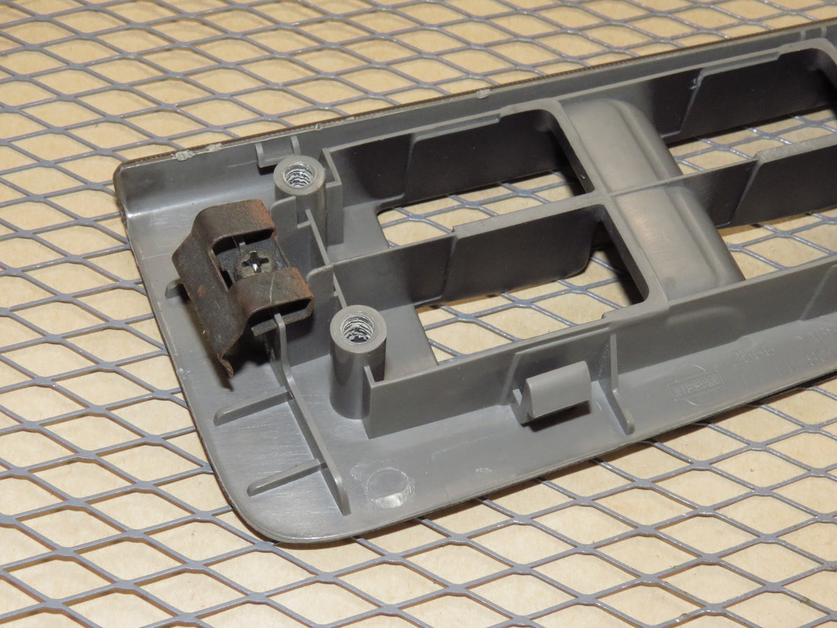 05 06 Nissan Altima OEM Front Window Switch Bezel Trim Cover - Left