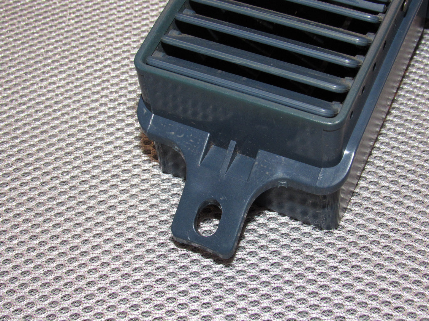 84 85 86 87 88 89 Nissan 300zx OEM Dash Air Vent Louver - Left