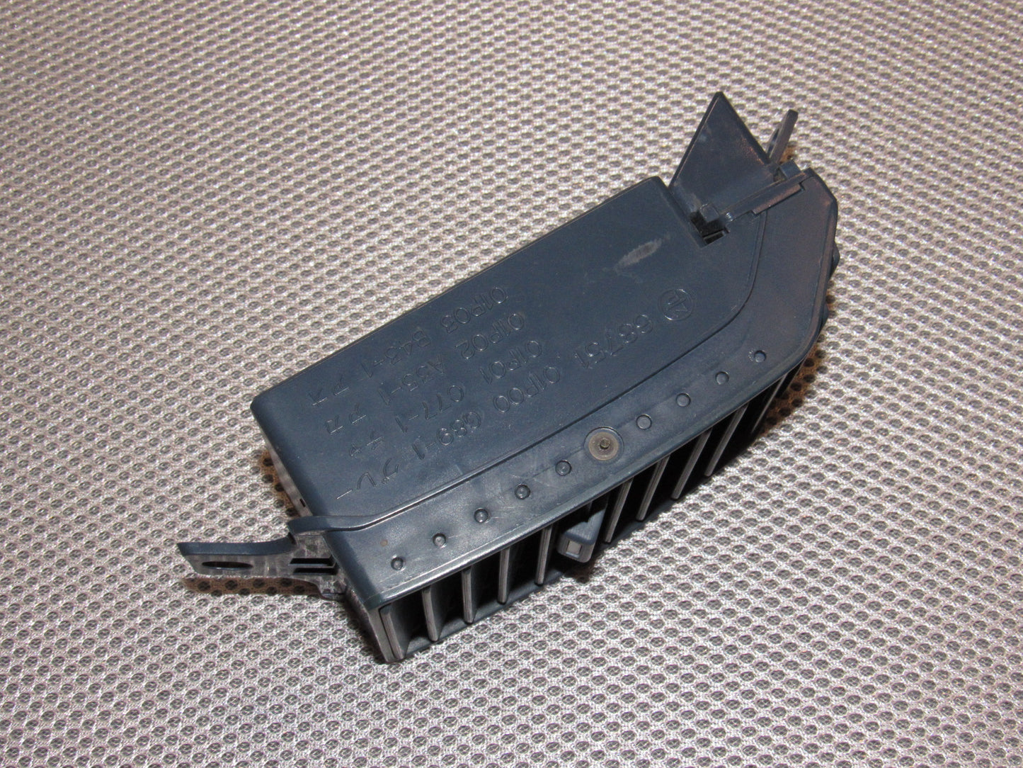 84 85 86 87 88 89 Nissan 300zx OEM Dash Air Vent Louver - Left