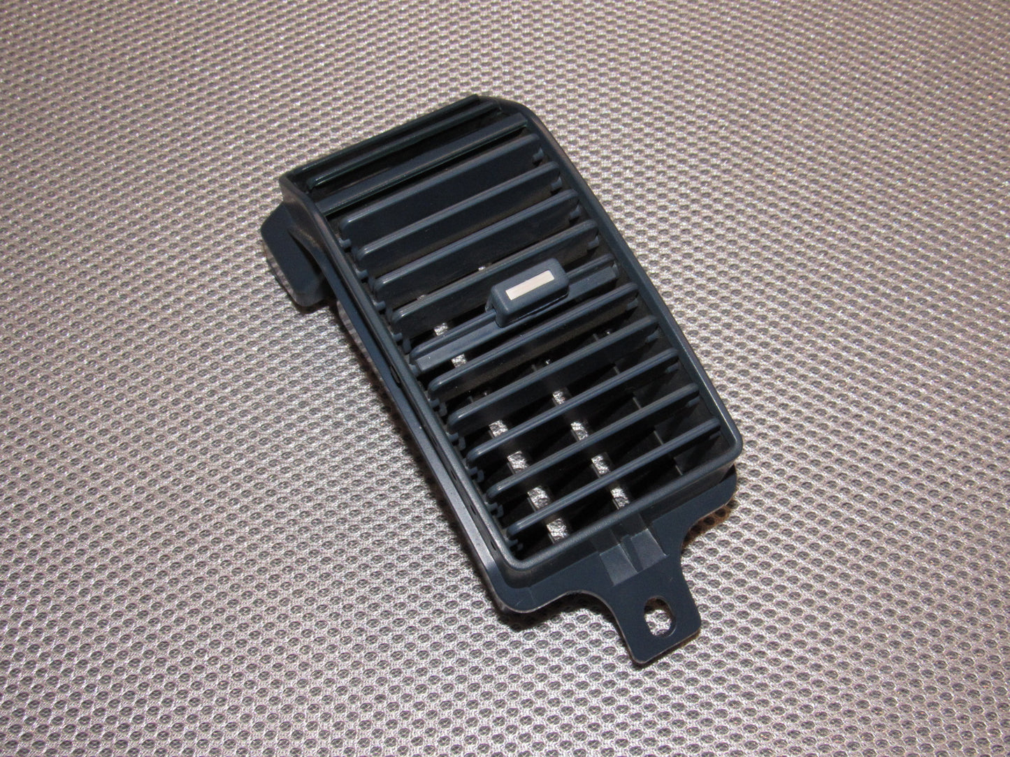 84 85 86 87 88 89 Nissan 300zx OEM Dash Air Vent Louver - Right