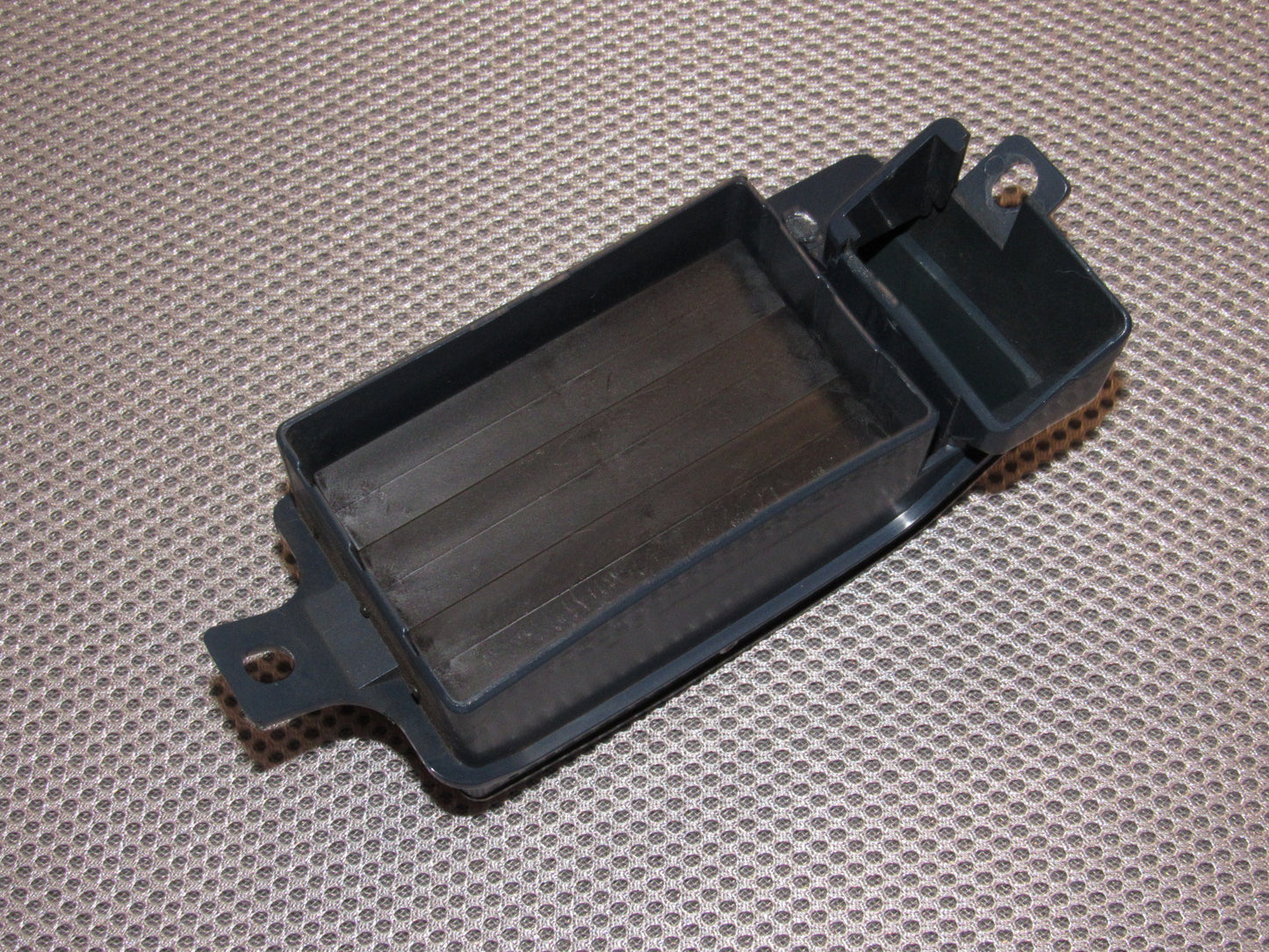 84 85 86 87 88 89 Nissan 300zx OEM Dash Air Vent Louver - Right