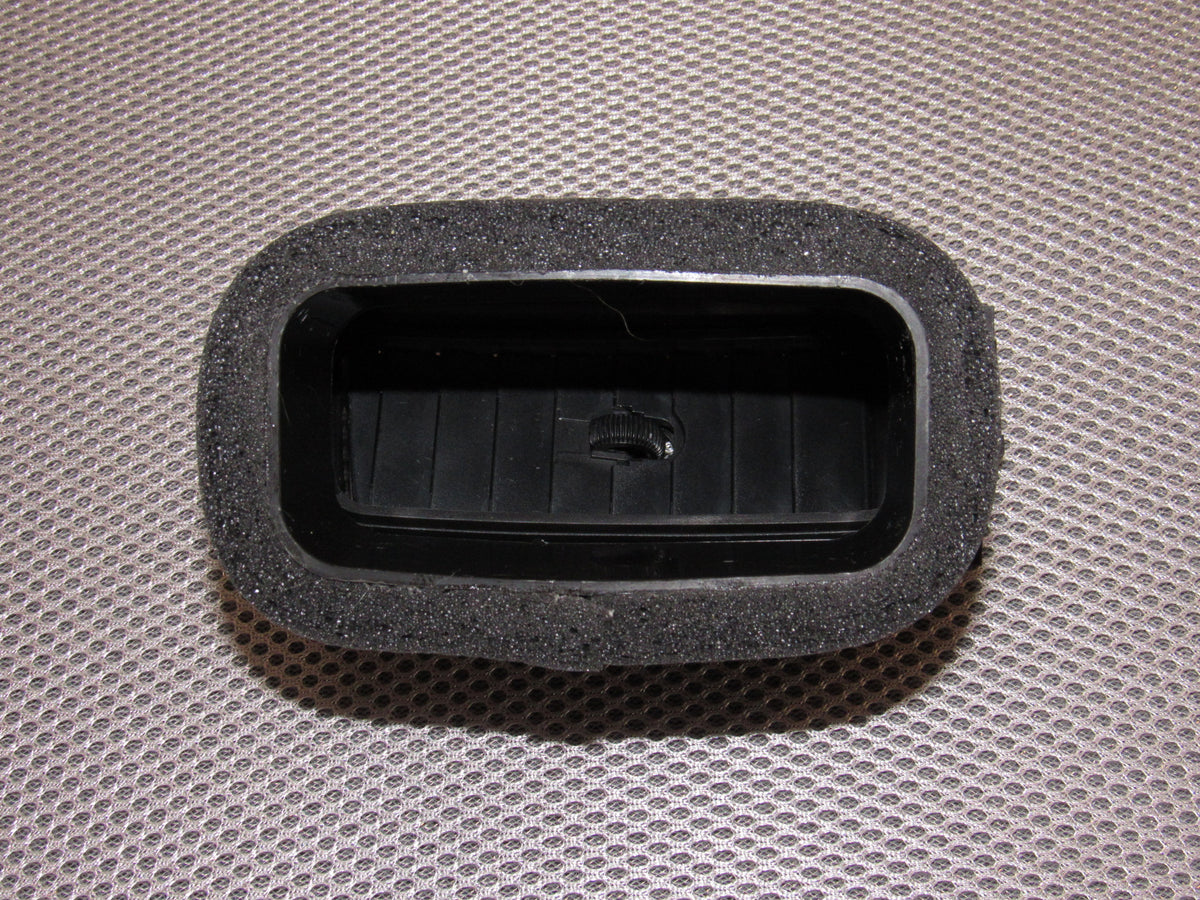01 02 03 04 Ford Escape OEM Center Dash Panel Air Vent Louver - Right