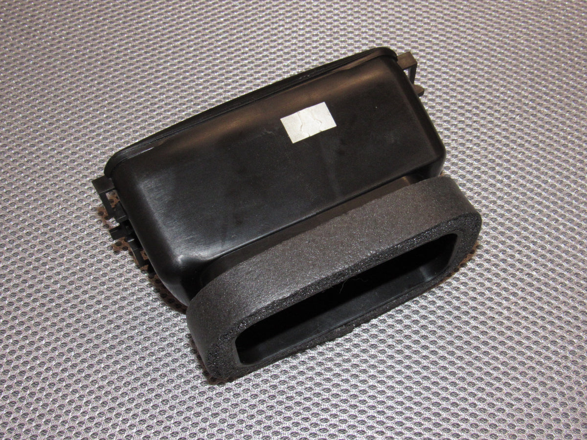 01 02 03 04 Ford Escape OEM Center Dash Panel Air Vent Louver - Right