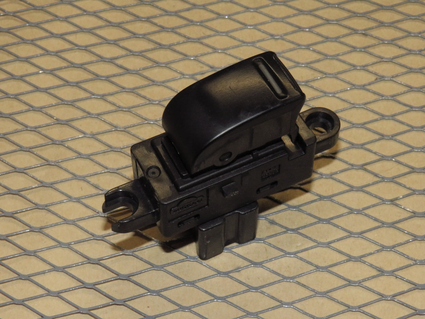 05 06 Nissan Altima OEM Rear Window Switch