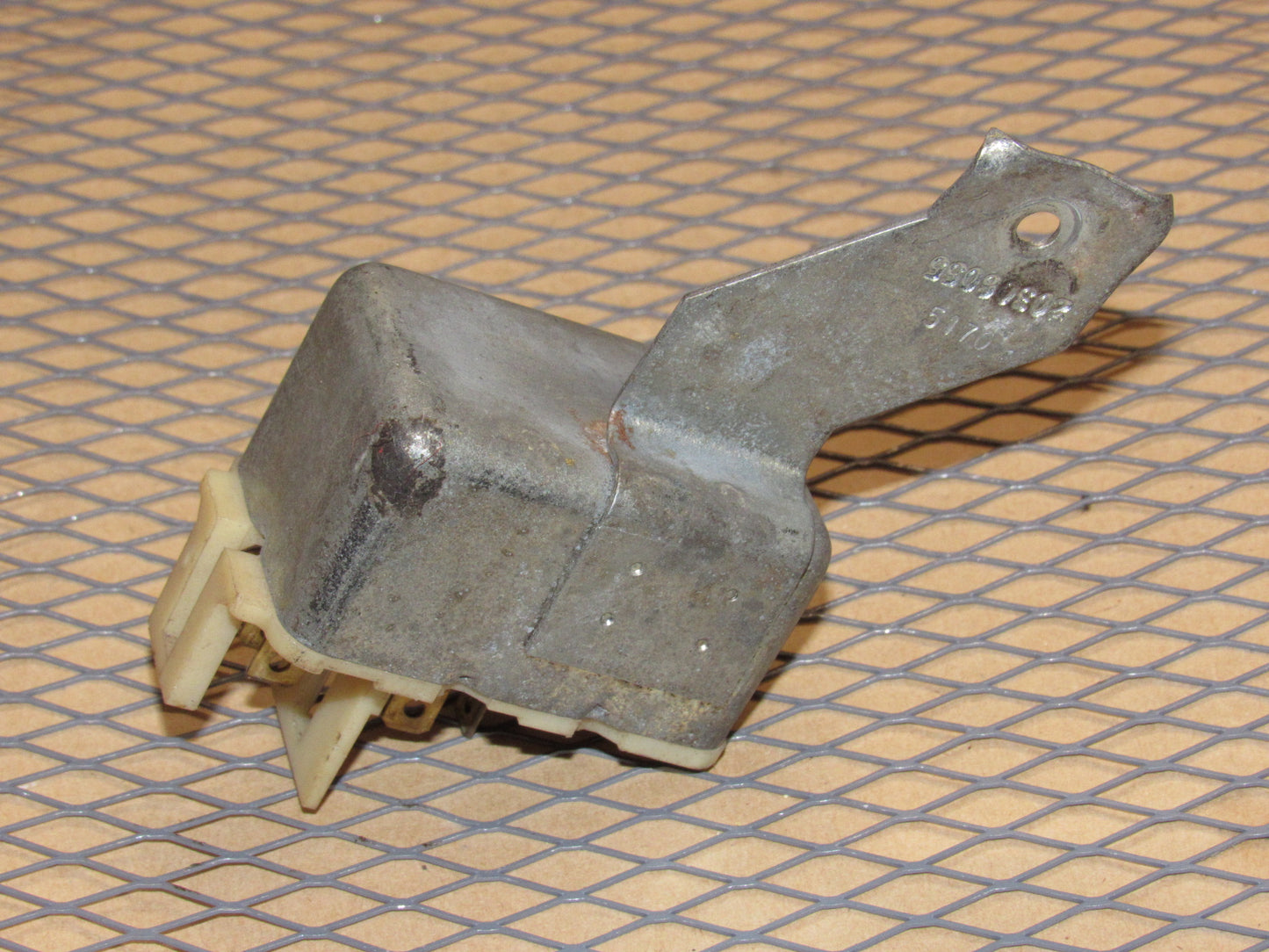 82 83 84 85 86 87 Chevrolet El Camino OEM Power Door Lock Relay