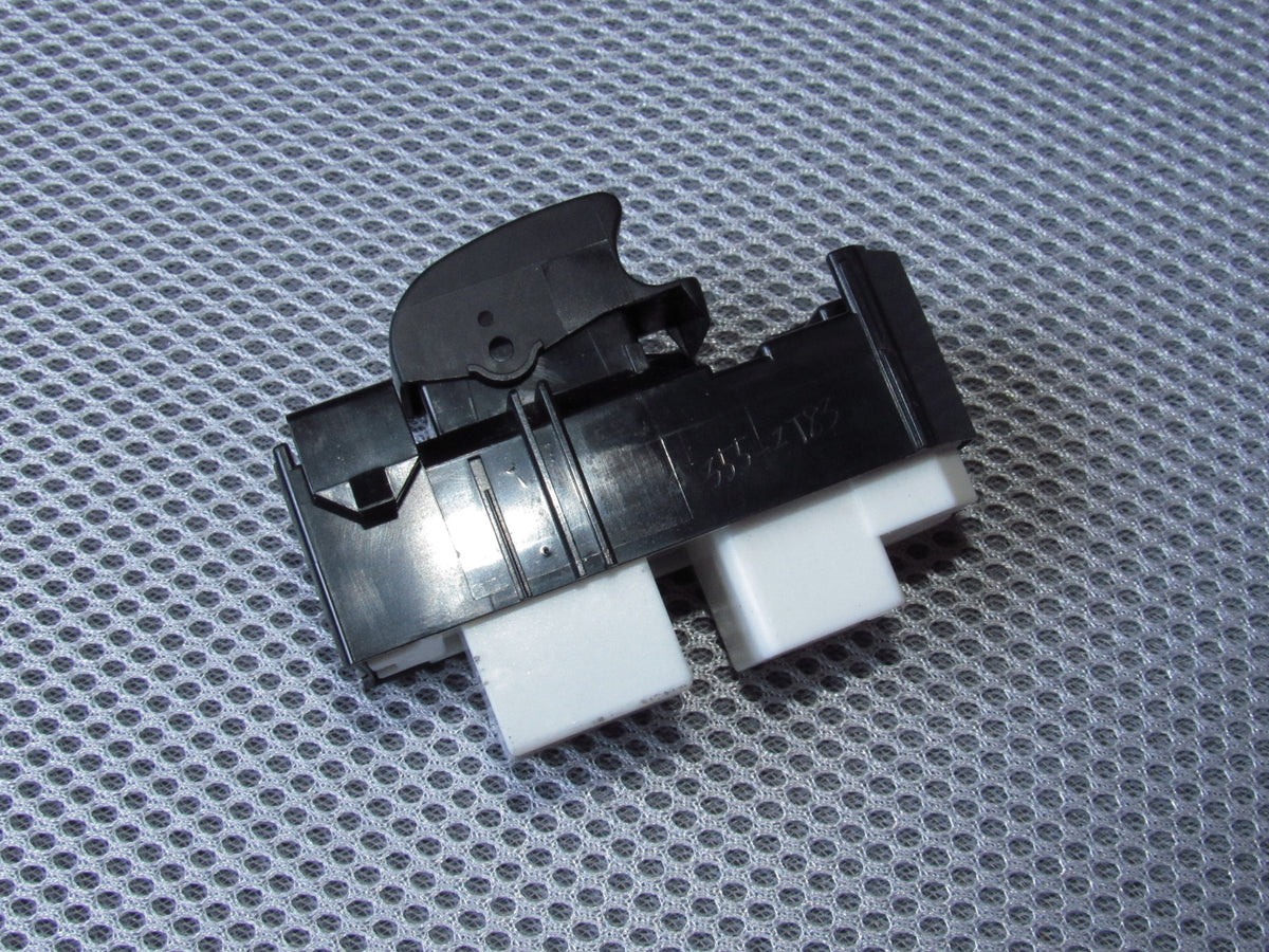 99-02 Toyota 4Runner OEM Front Window Switch - Right