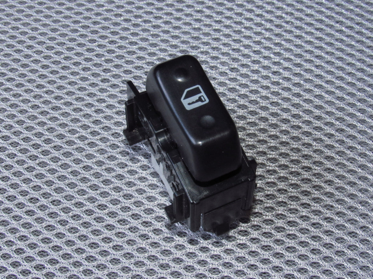 99-02 Toyota 4Runner OEM Front Power Door Lock Switch - Right