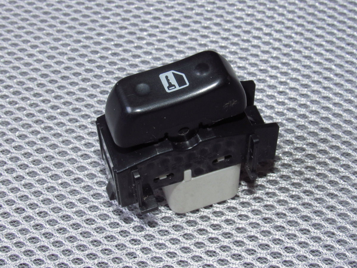 99-02 Toyota 4Runner OEM Front Power Door Lock Switch - Right