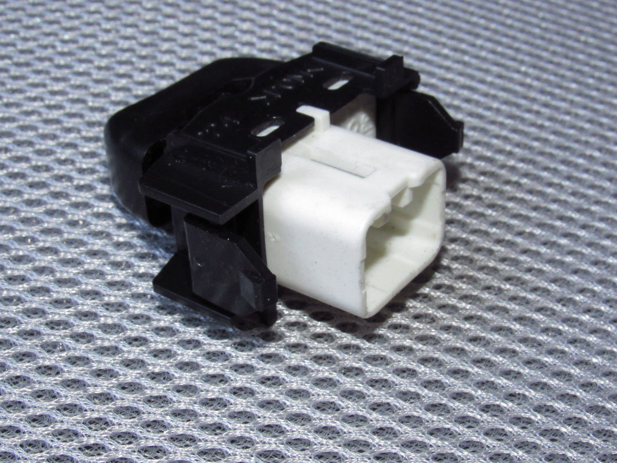 99-02 Toyota 4Runner OEM Front Power Door Lock Switch - Right