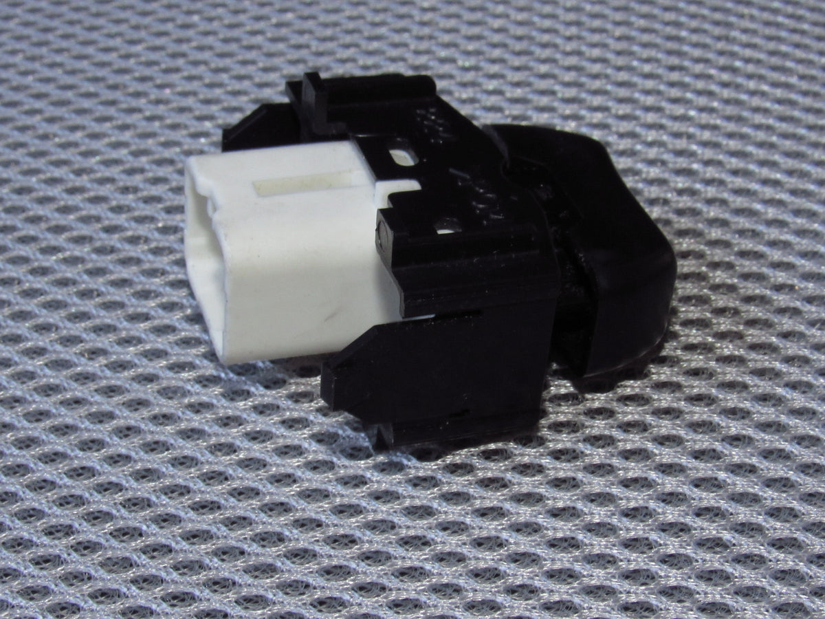 99-02 Toyota 4Runner OEM Front Power Door Lock Switch - Right