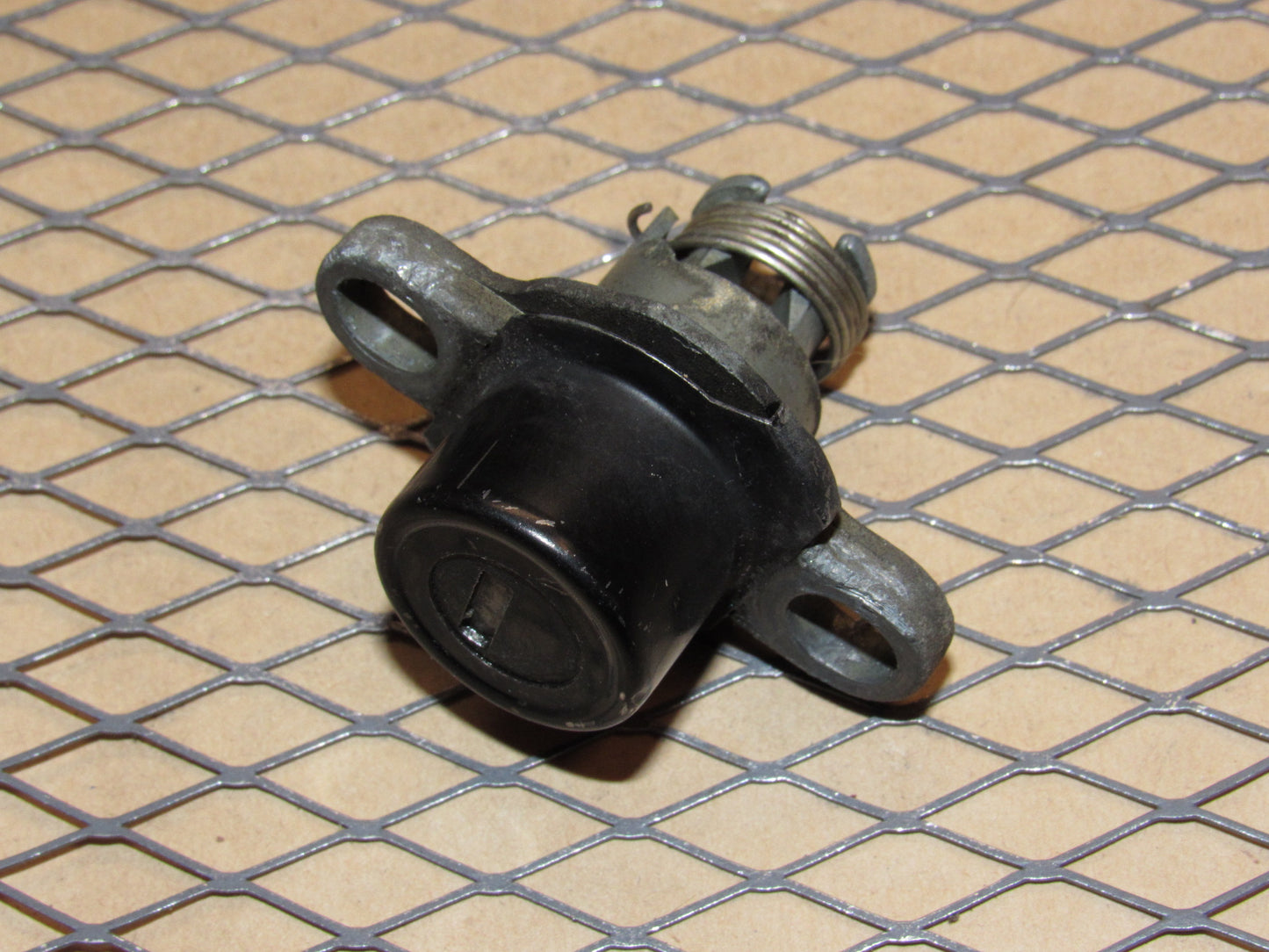 93-02 Pontiac Firebird OEM Trunk Lock Cylinder Tumbler