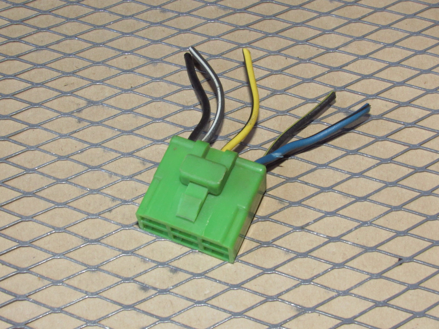 74-78 Toyota Corona OEM Fuel Pump Relay Pigtail Harness Connector