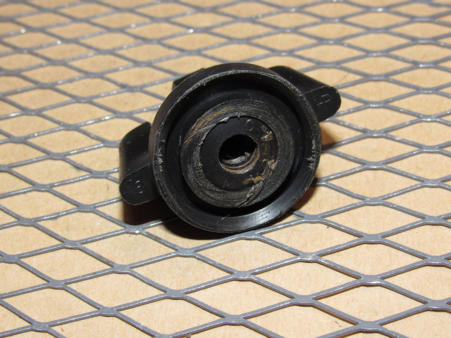 93-02 Pontiac Firebird OEM Tail Light Mounting Fastener Retainer Twist Lock Nut