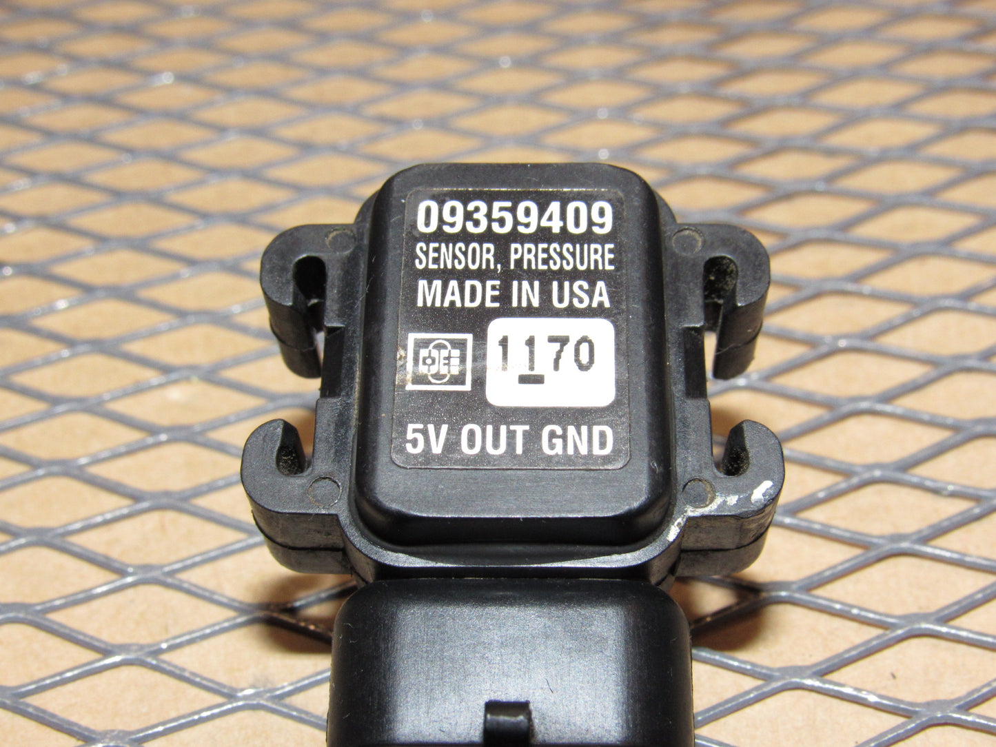 93-02 Pontiac Firebird V6 3.8L OEM Map Sensor 09359409
