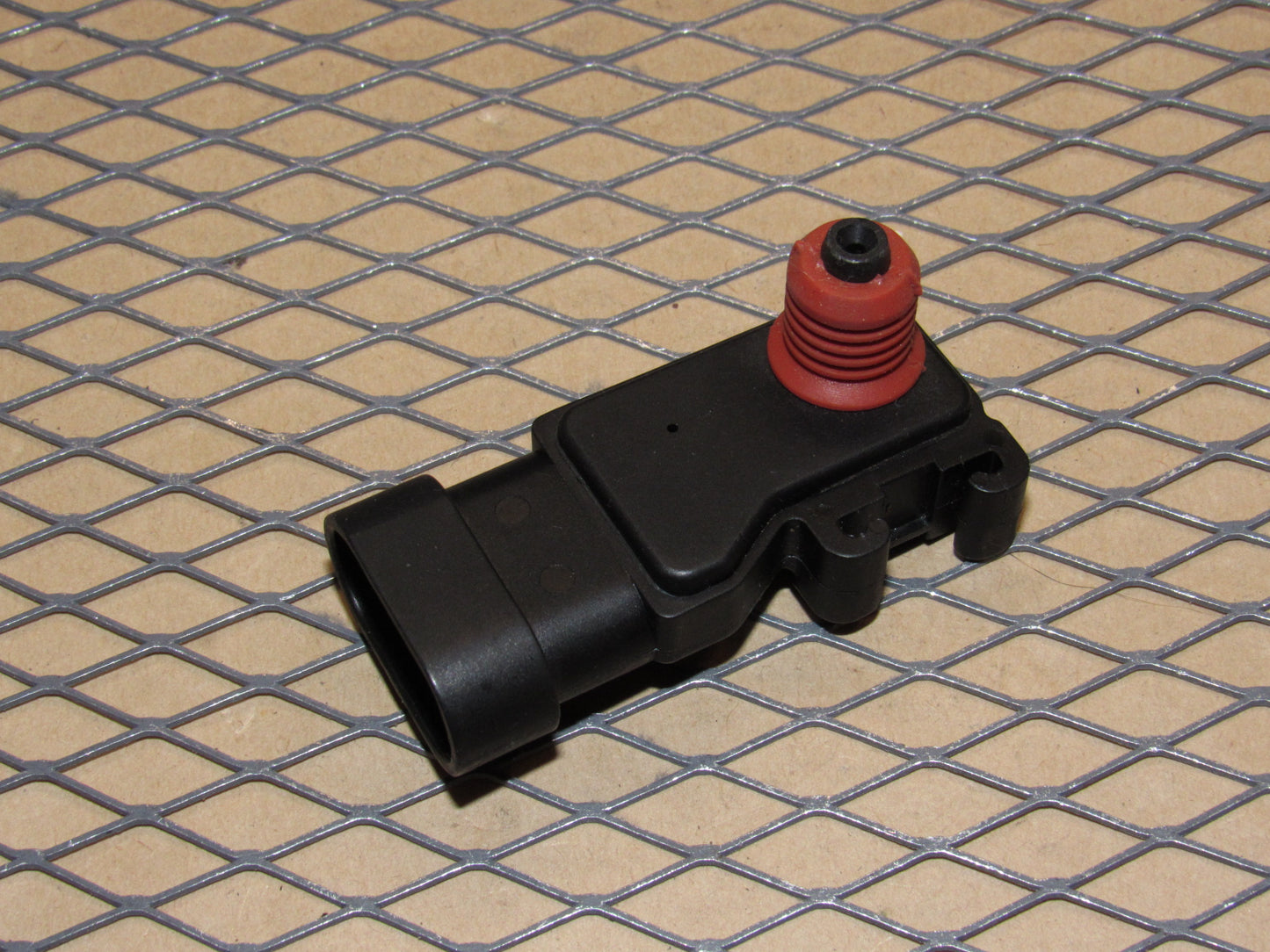 98 99 00 01 02 Pontiac Firebird V8 5.7L LS1 OEM Map Sensor