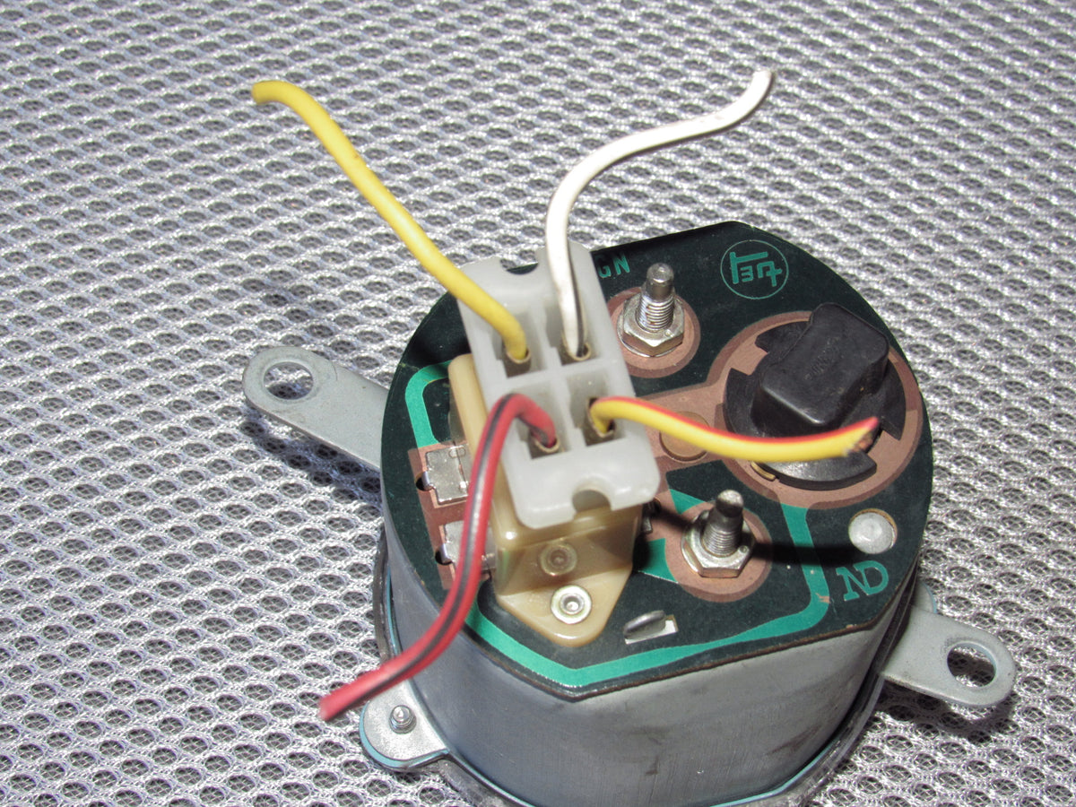 71-75 Toyota Celica OEM Fuel Gauge Meter Pigtail Harness Connector