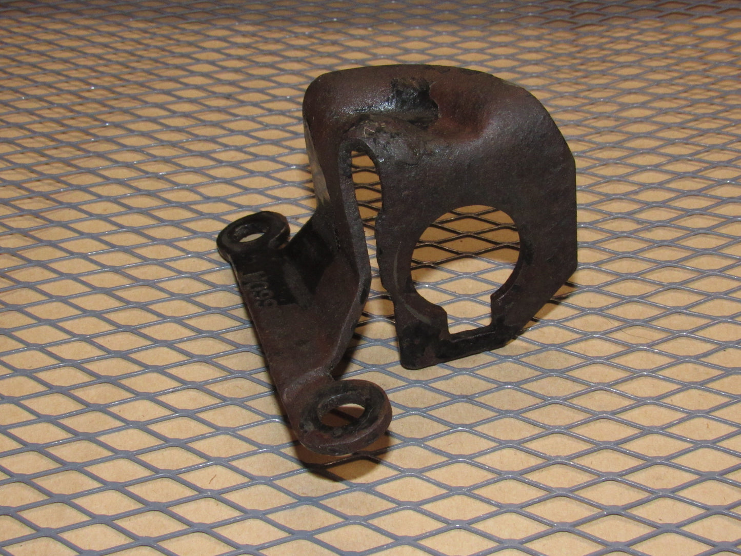 93-02 Pontiac Firebird OEM A/T Shifter Cable Holder Retainer Mounting Bracket