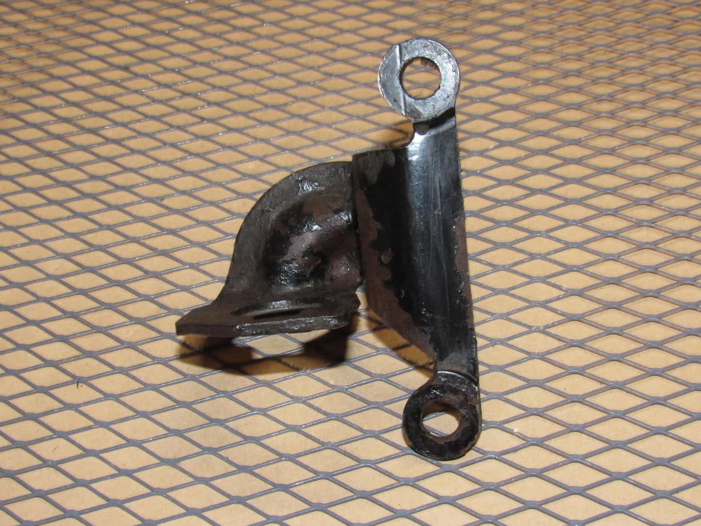 93-02 Pontiac Firebird OEM A/T Shifter Cable Holder Retainer Mounting Bracket