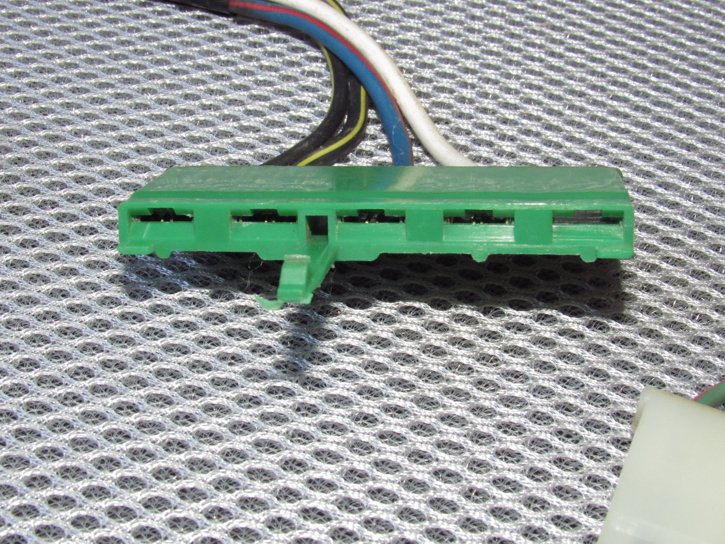 71-77 Toyota Celica OEM In-Dash Interior Fuse Box Pigtail Harness Connector