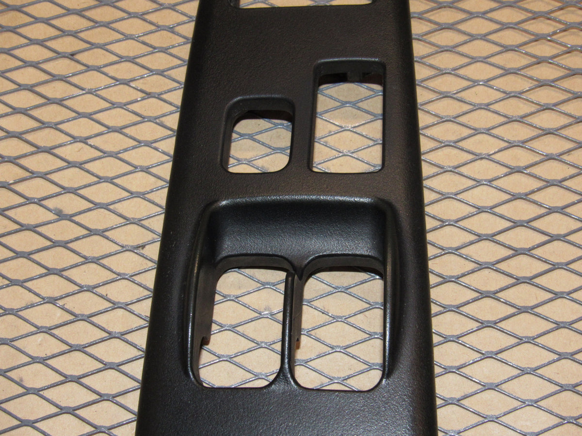 00 01 02 03 04 05 Mitsubishi Eclipse OEM Window Switch Bezel Trim Cover - Left