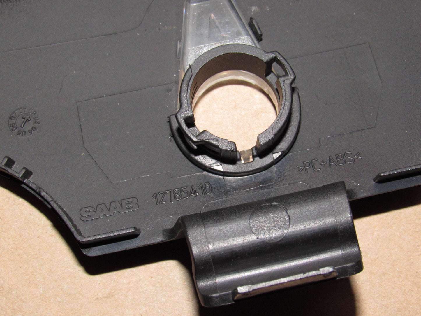 03 04 05 06 Saab 9-3 OEM Dash Information Display Center Housing Trim Cover