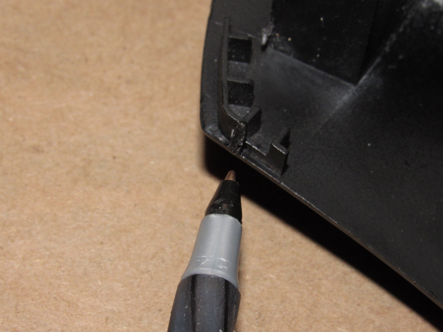 03 04 05 06 Saab 9-3 OEM Dash Information Display Center Housing Trim Cover