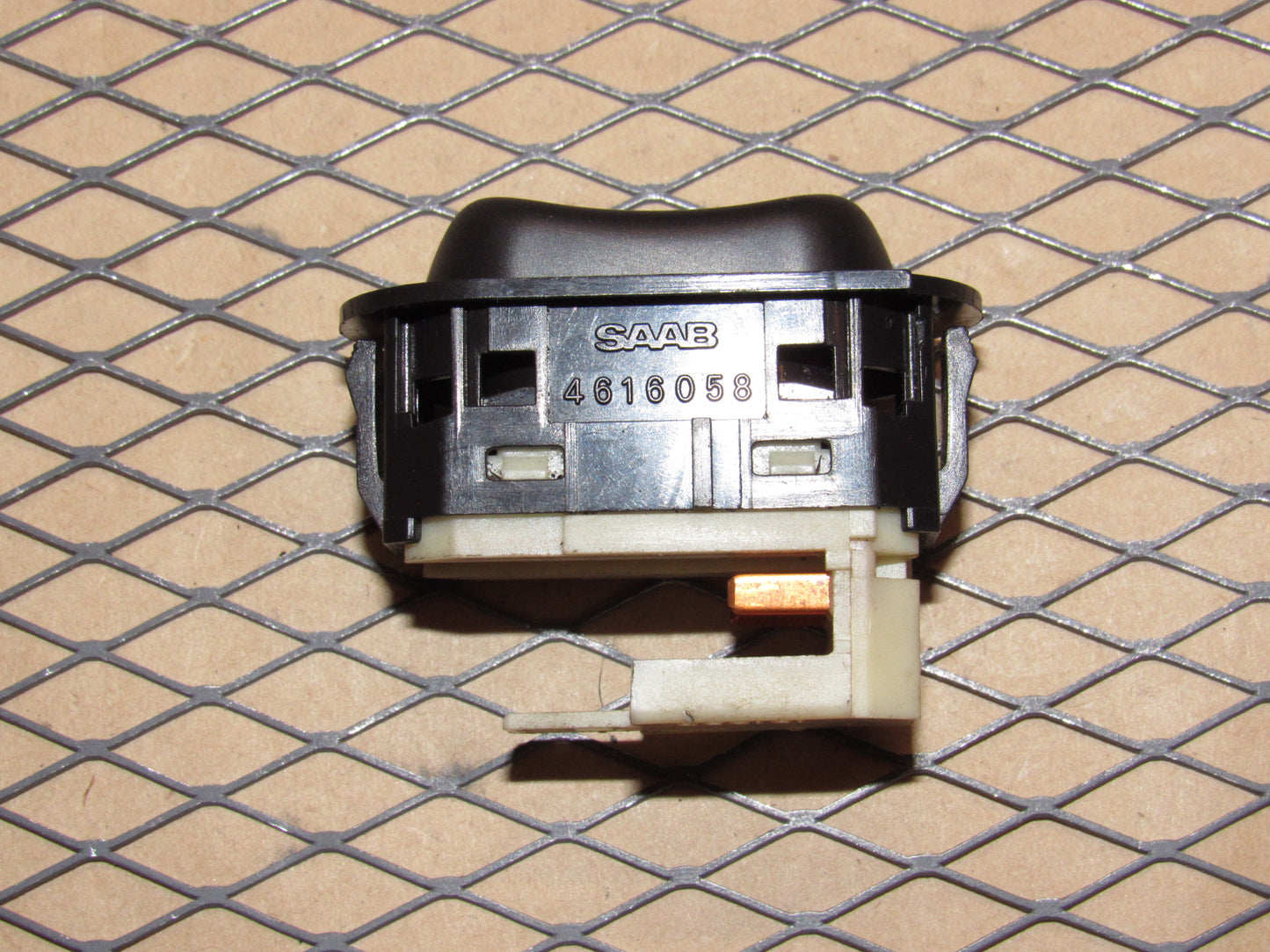 99 00 01 02 03 04 05 Saab 9-5 OEM Interior Dome Map Light Lamp Switch