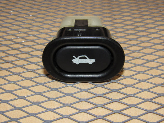99 00 01 02 03 04 05 Saab 9-5 OEM Trunk Release Switch