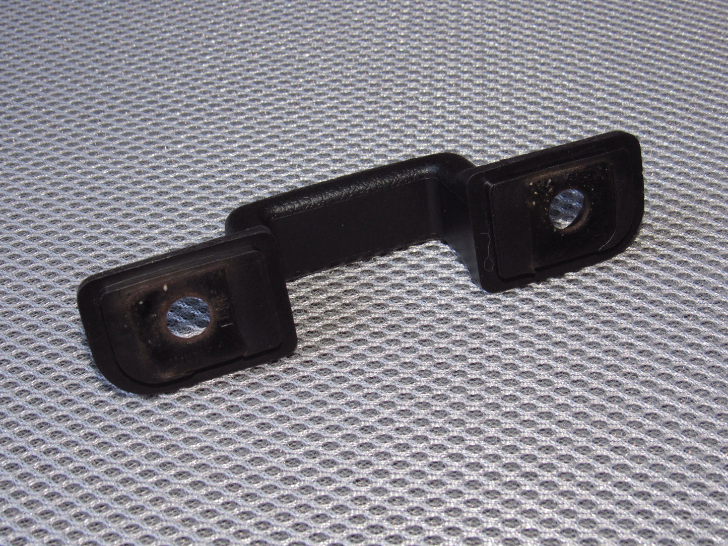88-91 Honda CRX OEM Seat Belt Guide