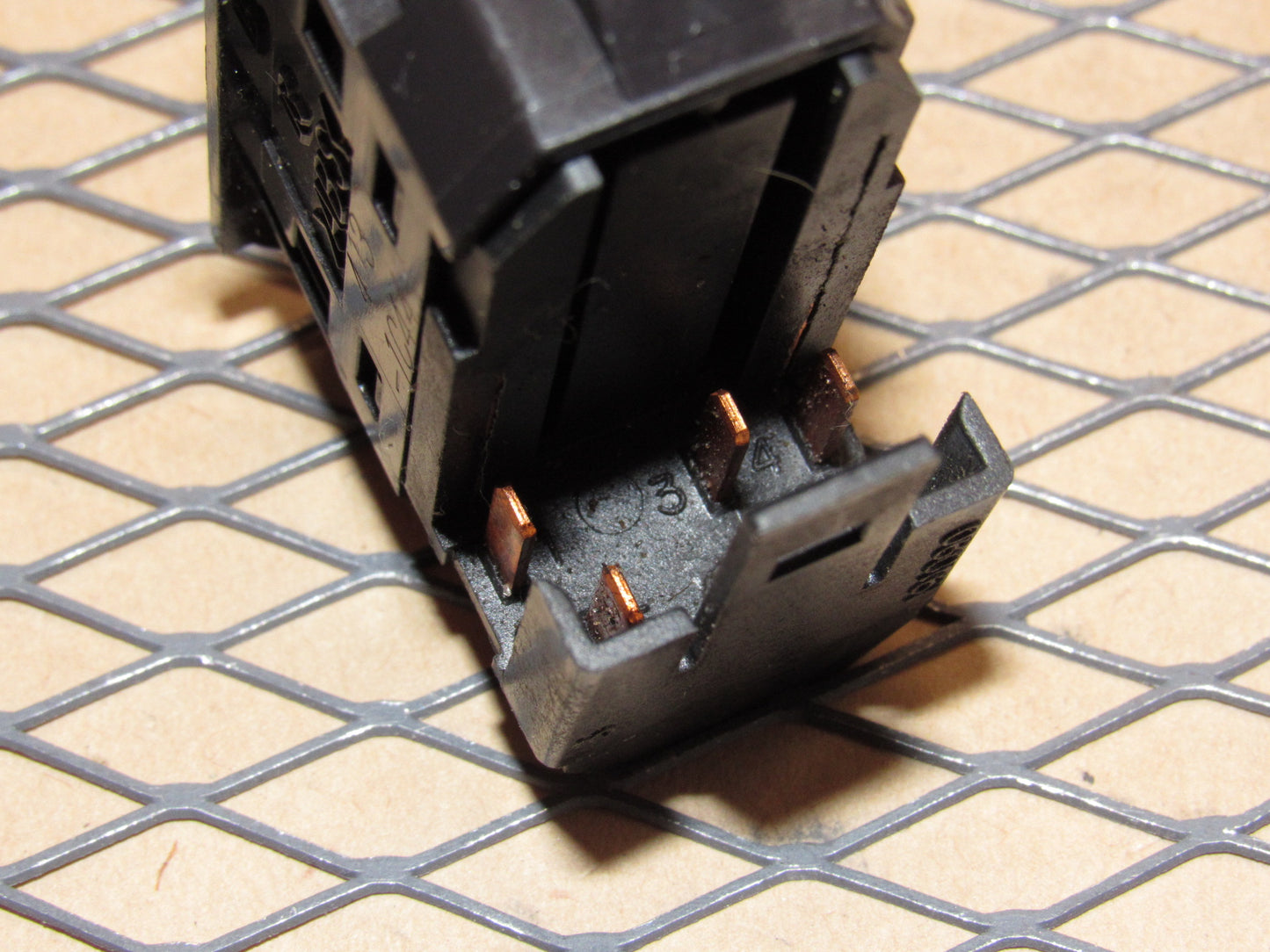 99 00 01 02 03 04 05 Saab 9-5 OEM Dome Light Map Lamp Switch