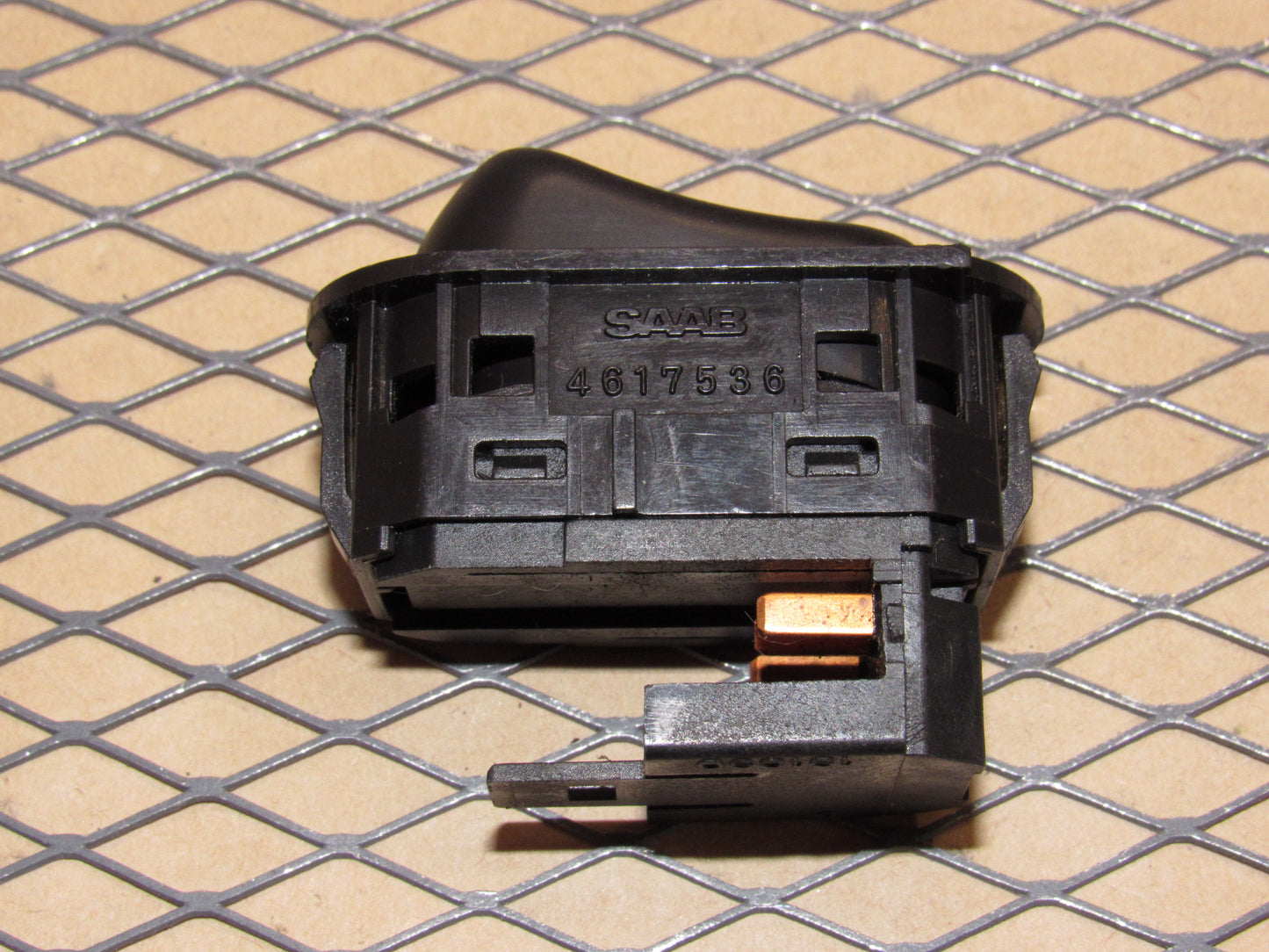 99 00 01 02 03 04 05 Saab 9-5 OEM Dome Light Map Lamp Switch