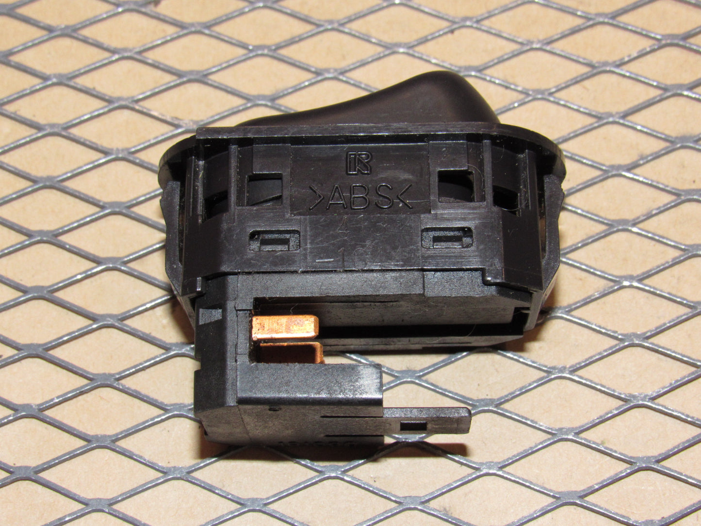 99 00 01 02 03 04 05 Saab 9-5 OEM Dome Light Map Lamp Switch
