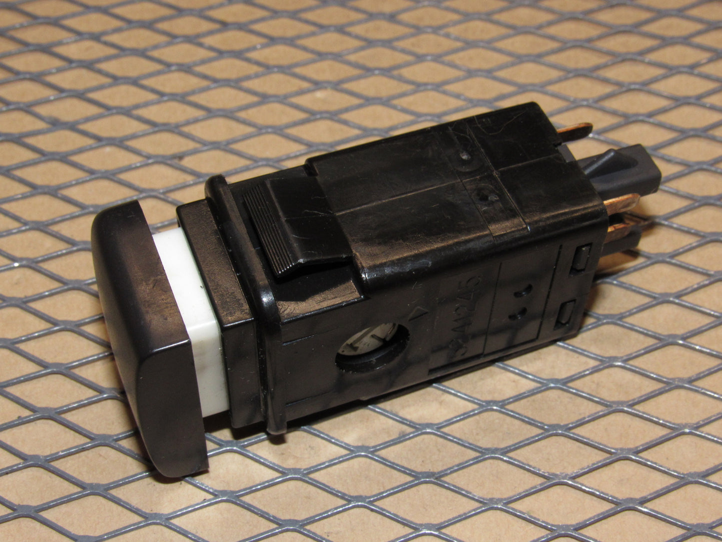 99 00 01 02 03 04 05 Saab 9-5 OEM Traction ESP Switch