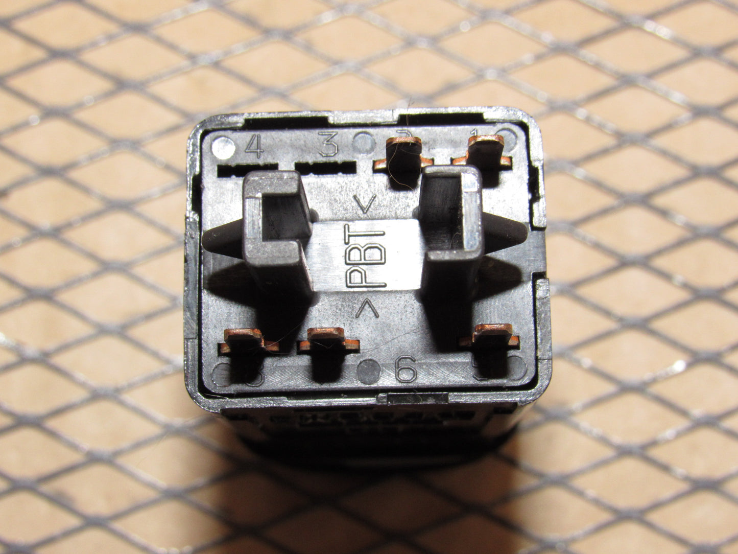 99 00 01 02 03 04 05 Saab 9-5 OEM Traction ESP Switch